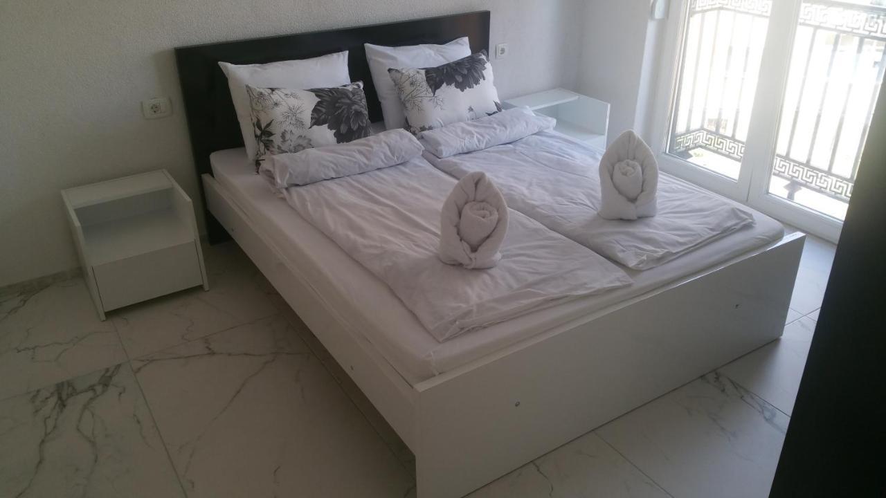 Xxl Apartments City Centar Bitola Esterno foto