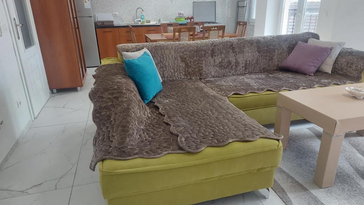 Xxl Apartments City Centar Bitola Esterno foto