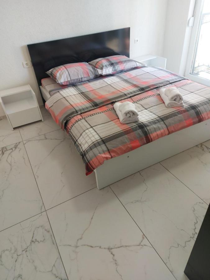 Xxl Apartments City Centar Bitola Esterno foto