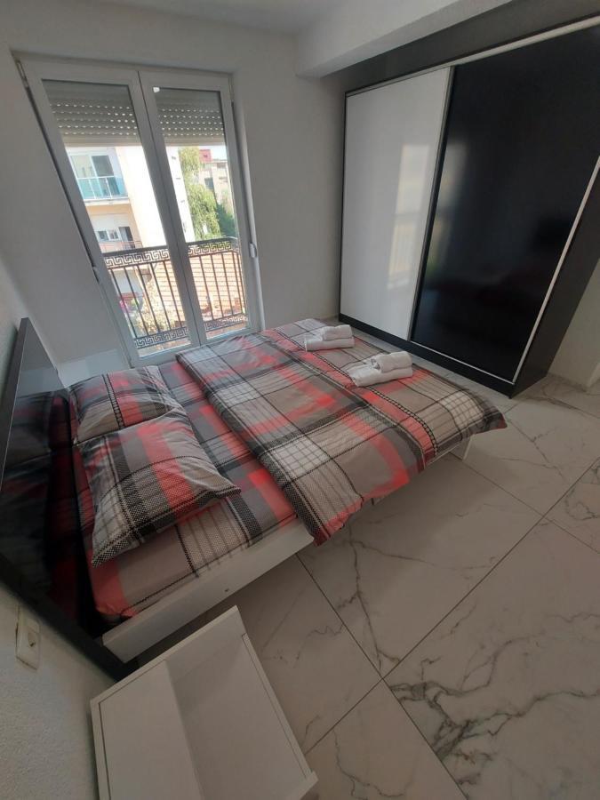 Xxl Apartments City Centar Bitola Esterno foto