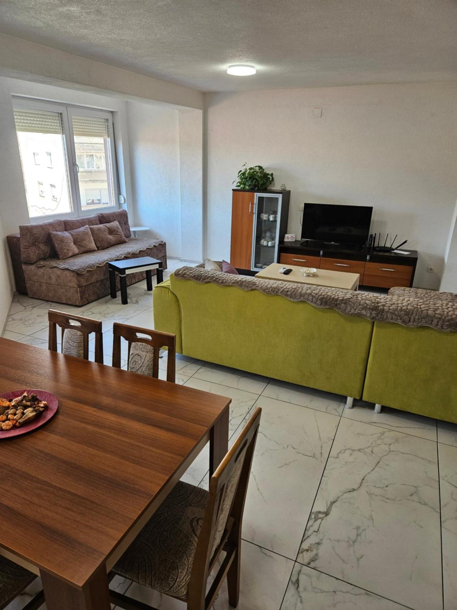 Xxl Apartments City Centar Bitola Esterno foto